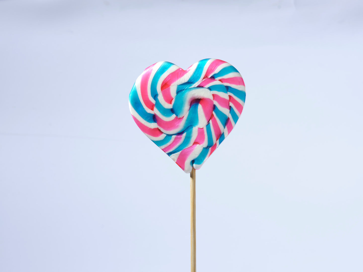 Zubi Swirl Big Lolly (Assorted) - Enriched with Vitamin C