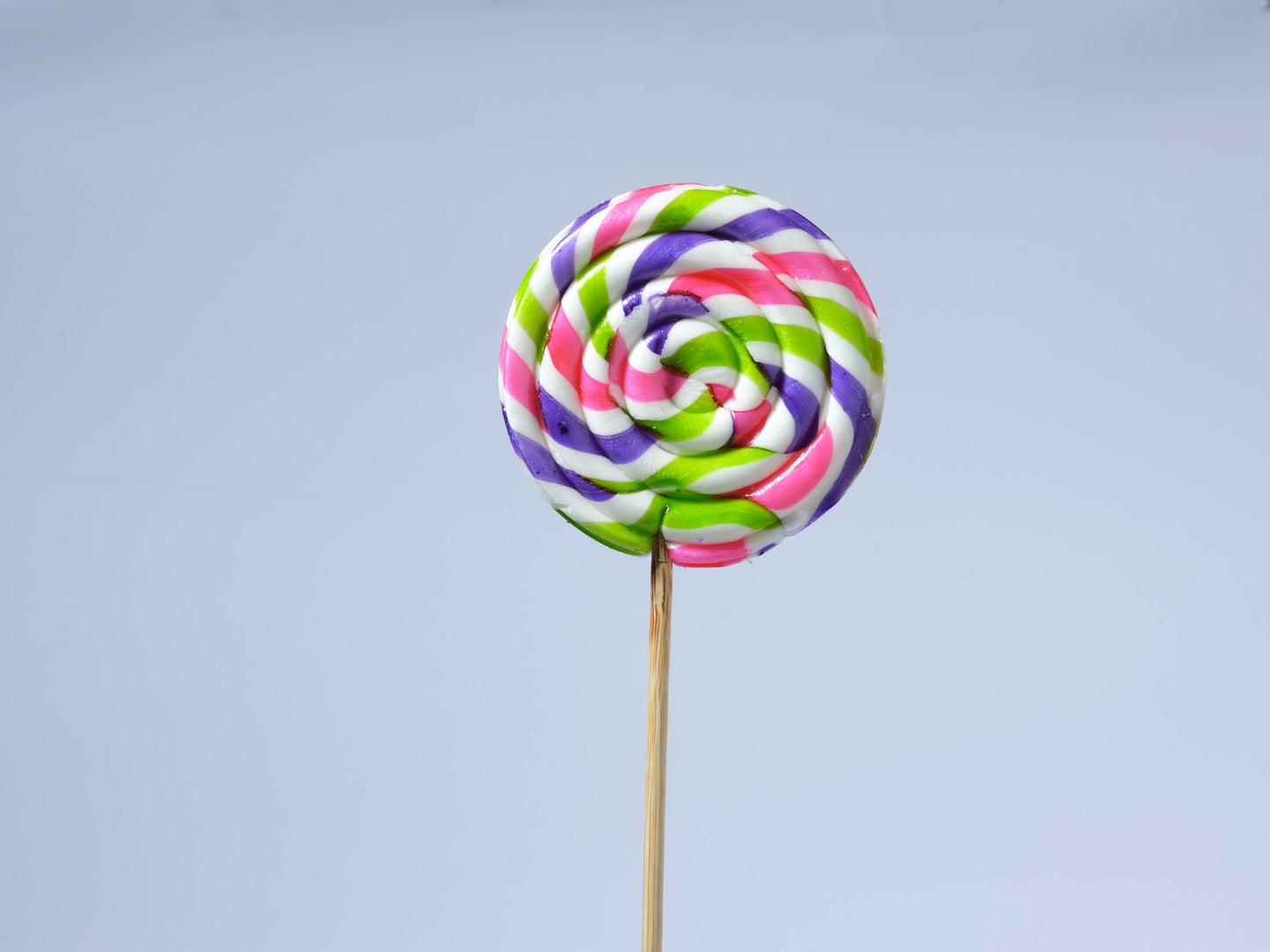 Zubi Swirl Big Lolly (Assorted) - Enriched with Vitamin C