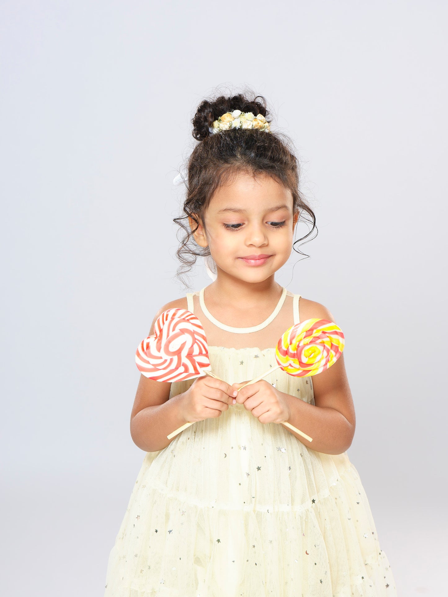 Zubi Swirl Big Lolly (Assorted) - Enriched with Vitamin C